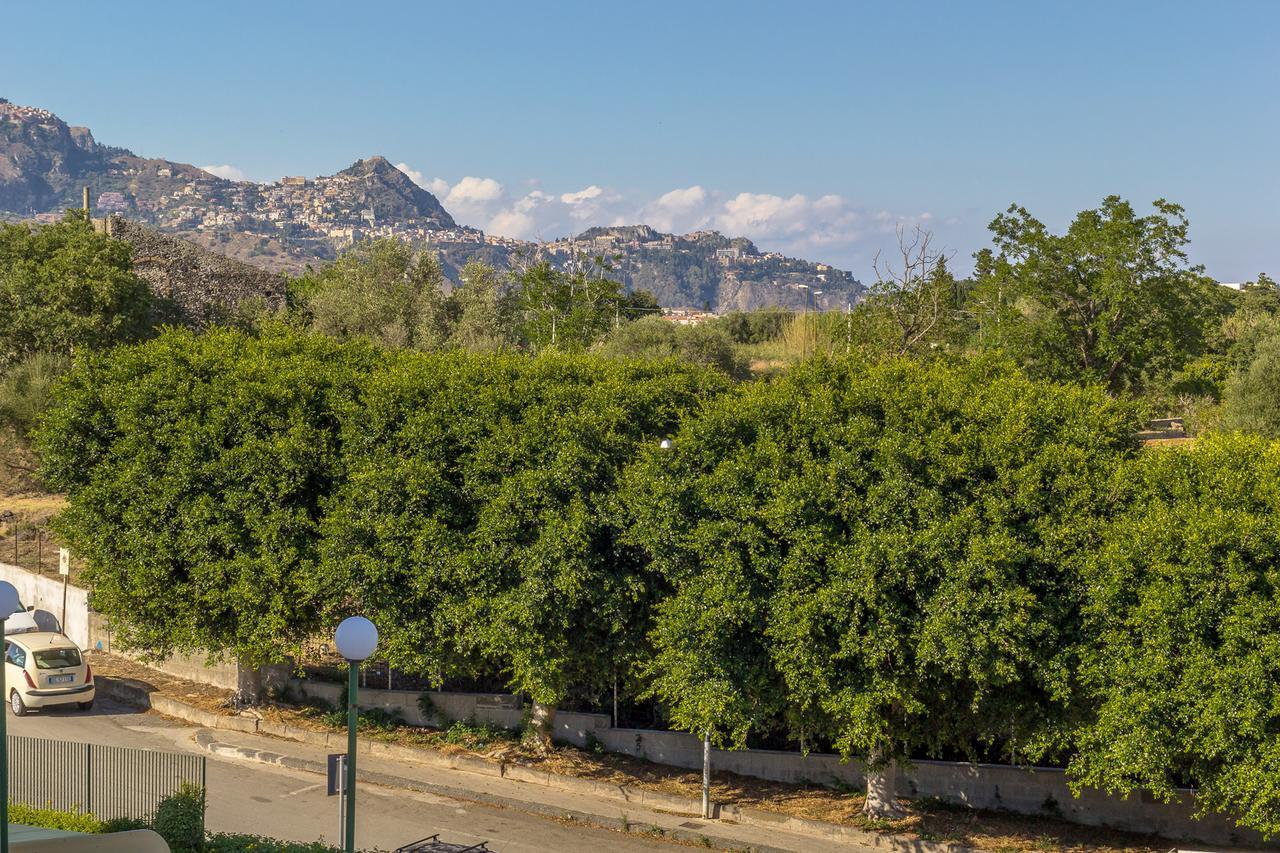 Nero D'Avola Morgante Apartment Giardini Naxos Exterior foto